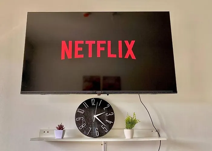 아파트 - Wifi Up To 100mbps - Pool - Netflix&chill *